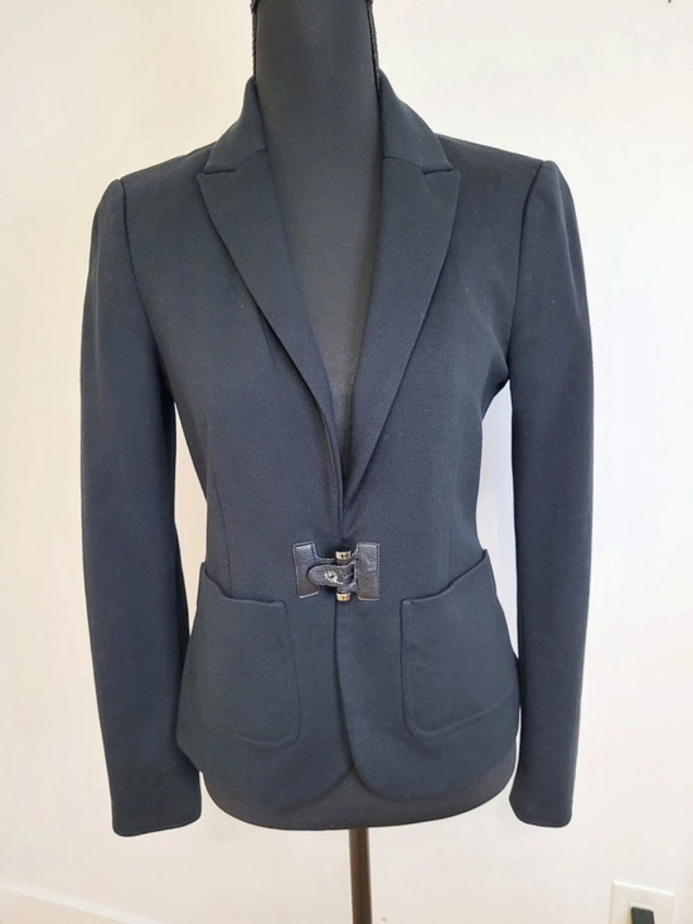 🍂 RW&CO Black Ponte Stretch Blazer Faux Leather Buckle Closure Fitted Jacket XS